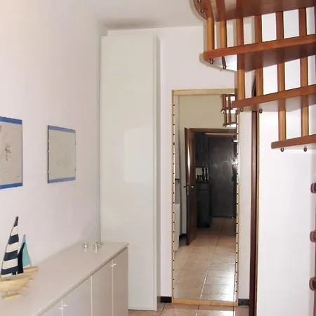 Locazione Turistica Casa Brontolo Colico